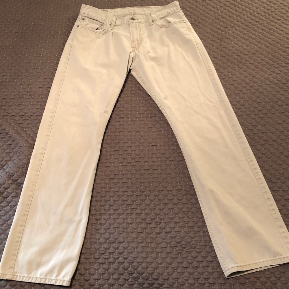 Levi’s | 514 Straight Fit Pants | 34W 32L